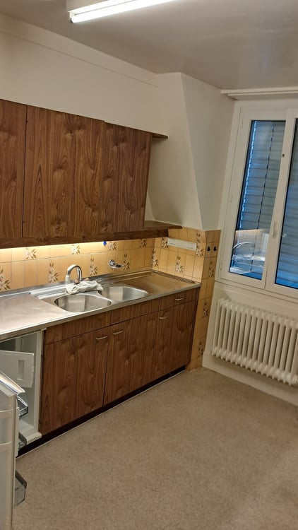 À LOUER – APPARTEMENT DE 2.5 PIÈCES AU 3ÈME ÉTAGE – LAUSANNE 4