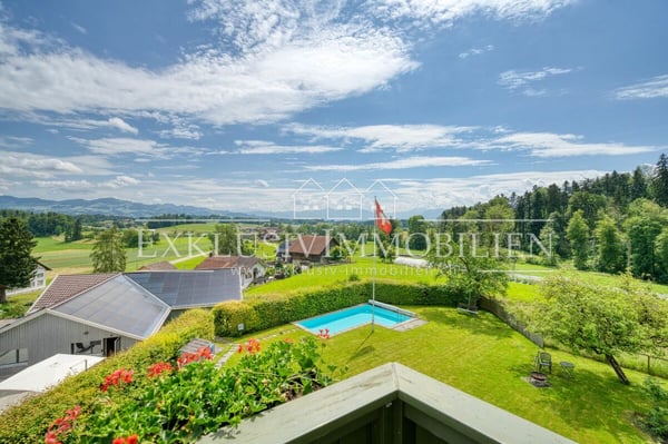 Panorama-Baugrundstück für Ihre Traumimmobilie - inklusive Neubaustudie 1