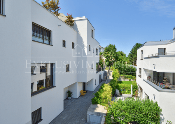 Modernes, exklusives Traumhaus in Premiumlage mit atemberaubender Seesicht 1