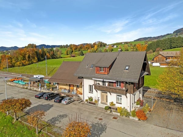 Historischer Bahnhof Kaltbrunn - Raum für Ideen, Leben und Visionen 1