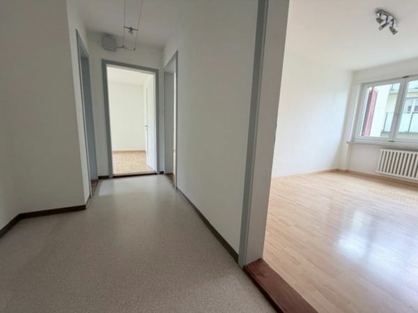 Charmante 4-Zimmer-Wohnung im Hochparterre 3