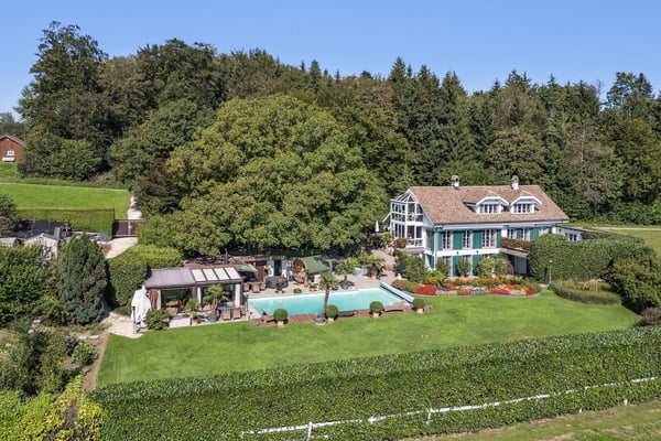 Exklusive 11.5-Zimmer-Villa mit Alpenblick & Pool 11