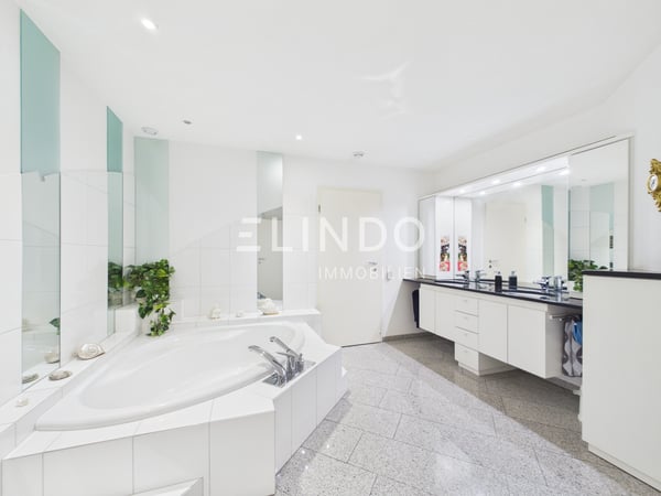 4.5 Zimmer Terrassenwohnung mit 96 m2 Terrasse, Adliswil 3