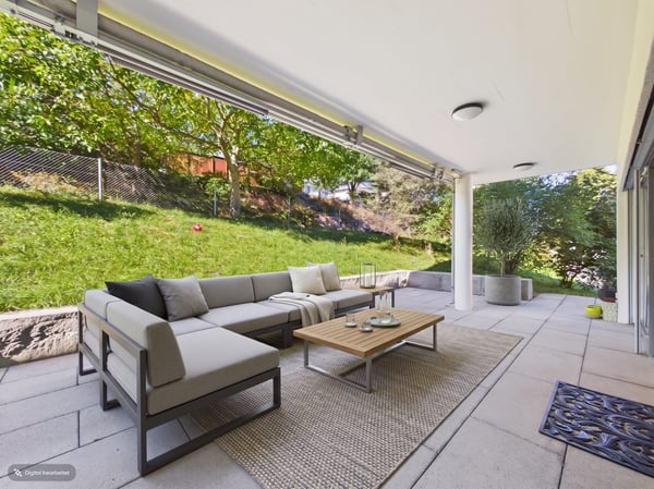 Grosszügige 5.5-Zimmer-Terrassenwohnung in Maur mieten 1