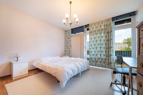 Attique de 2 pièces proche des organisations internationales 8