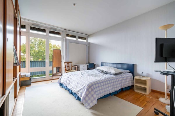 Attique de 2 pièces proche des organisations internationales 11