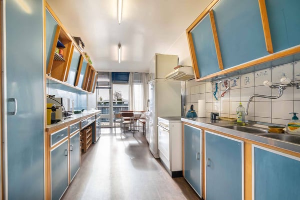 Attique de 2 pièces proche des organisations internationales 12