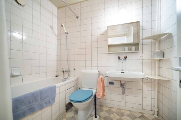 Attique de 2 pièces proche des organisations internationales 7