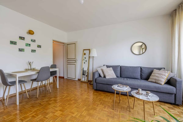 Studio baigné de lumière au cur du très prisé quartier de Champel 3