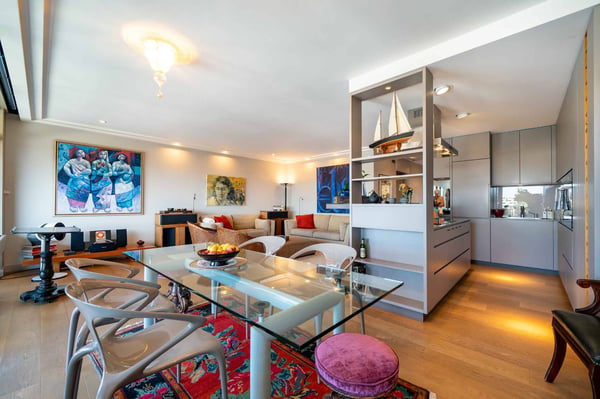 Appartement de standing 4 pièces meublé 2