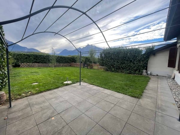 Charmant 3.5 pièces avec terrasse/jardin 1