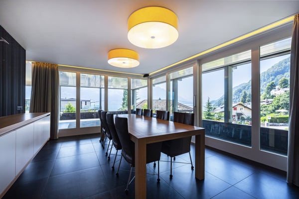 Moderne Architektur-Ikone mit Parkgarten & Indoorpool 6