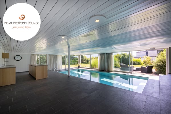 Moderne Architektur-Ikone mit Parkgarten & Indoorpool 1