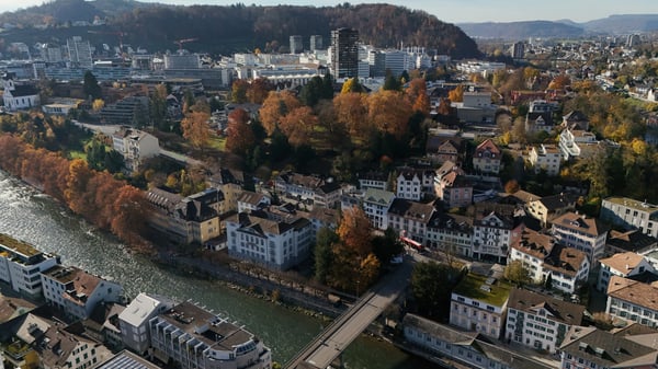 Seltene Gelegenheit: Historisches Mehrfamilienhaus im Bäderquartier 2
