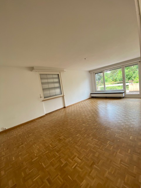 Grosszügige Wohnung im Grünen 2