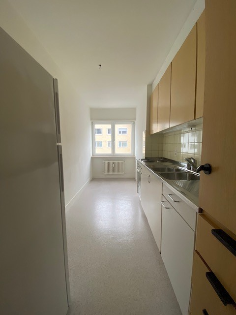 Attraktive und helle 2-Zimmerwohnung im 2. Obergeschoss zu vermieten 4