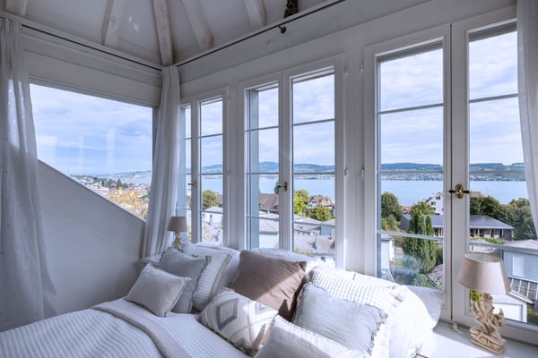 Stilvolle Landhausvilla mit Blick auf den Zürichsee 4