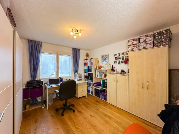 Sonnige Eigentumswohnung mit grossem Balkon 8