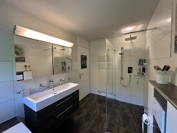 Ein Zuhause im Grünen, viel Privatsphäre an zentraler Lage 10