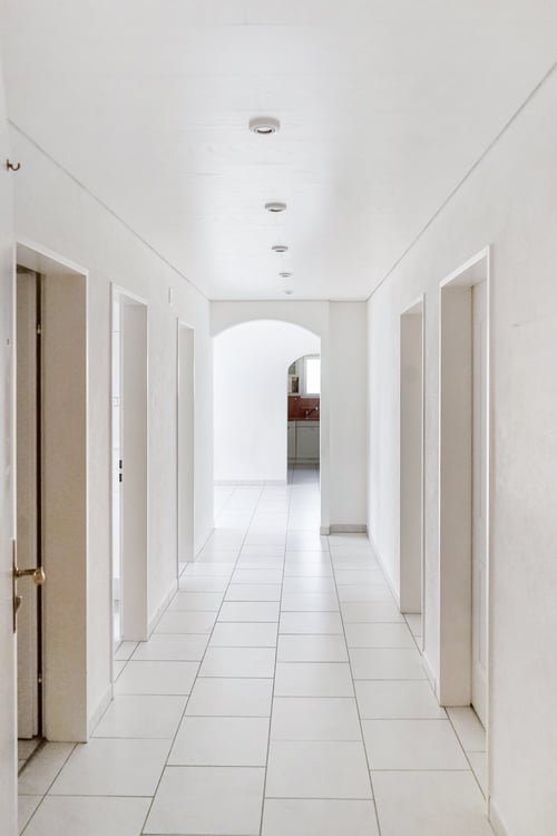 Charmante 3.5-Zimmer-Wohnung mit Terrasse in Oberrohrdorf 2