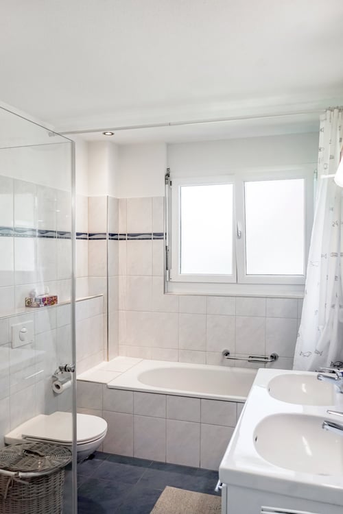 4.5-Zimmer Wohnung mit grosszügiger Terrasse in Remetschwil 8