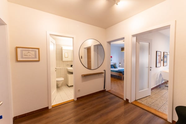 Zentrale 1.5 Zimmerwohnung mit Geschirrspühler, Waschmaschine, Tumbler und Balkon 15