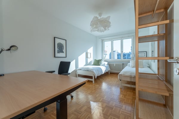 Central 1.5 -room flat with dishwasher, washing machine, tumble dryer and balcony 11