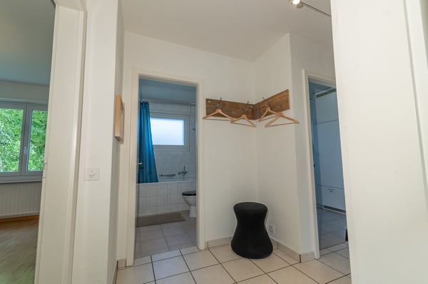 Voll möblierte & grosszügige 4-Zimmer-Maisonette-Wohnung mit Wintergarten und Parkplatz in Allschwil 23