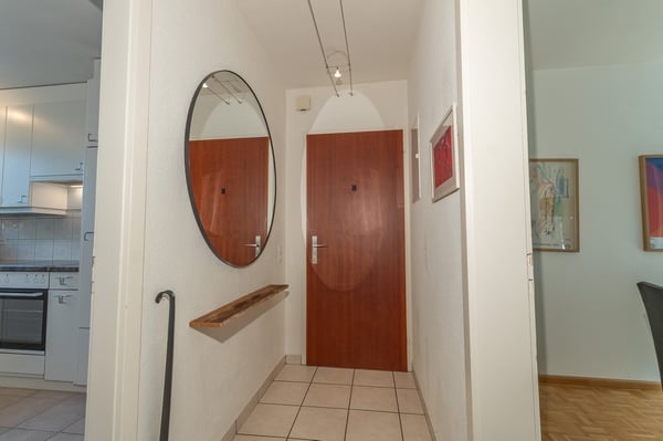 Voll möblierte & grosszügige 4-Zimmer-Maisonette-Wohnung mit Wintergarten und Parkplatz in Allschwil 24