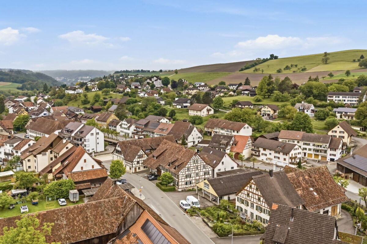 Wohnen im historischen Riegelhaus - charmant & grosszügig