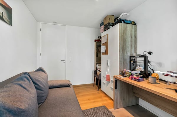 Wohnen am Zürichsee: Moderne Gartenwohnung mit viel Licht 27