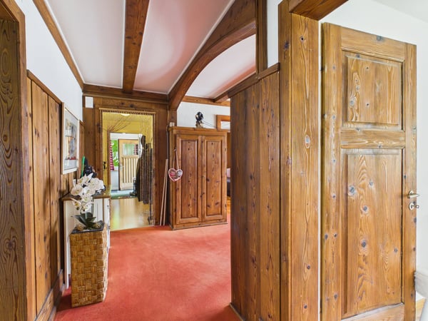 Attraktives Zweifamilienhaus an zentraler Lage 7