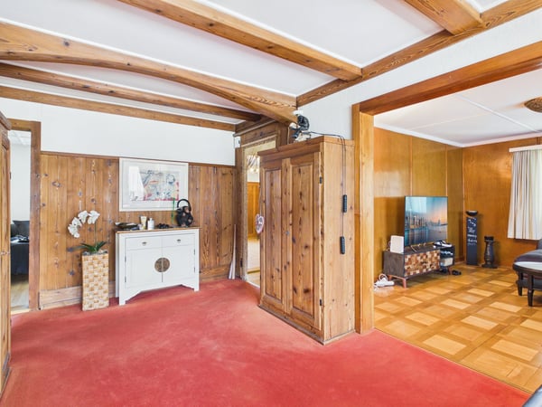 Attraktives Zweifamilienhaus an zentraler Lage 4