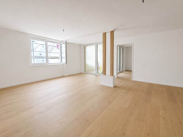 Moderne 3.5-Zimmer-Wohnung im Neubau in Glarus 2