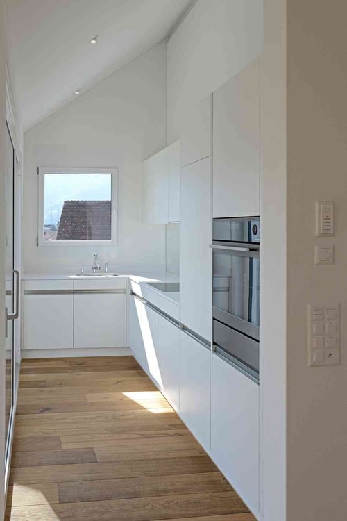 Sonnige Dachwohnung mit herrlicher Weitsicht (B1-3) 2