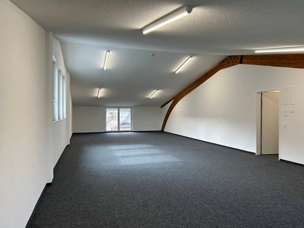 Modernes und zentralgelegenes Büro für Ihr Business 4