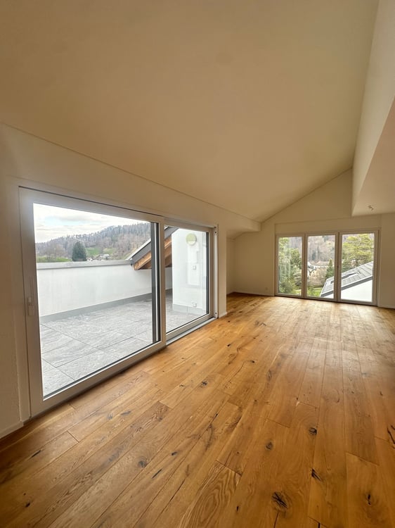 Moderne 5.5-Zimmer-Duplex-Wohnung in ruhiger Lage von Bauma 4