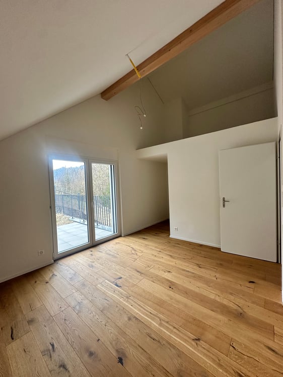 Moderne 5.5-Zimmer-Duplex-Wohnung in ruhiger Lage von Bauma 14
