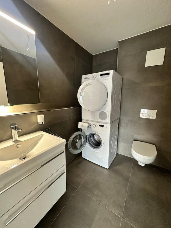 Moderne 5.5-Zimmer-Duplex-Wohnung in ruhiger Lage von Bauma 6