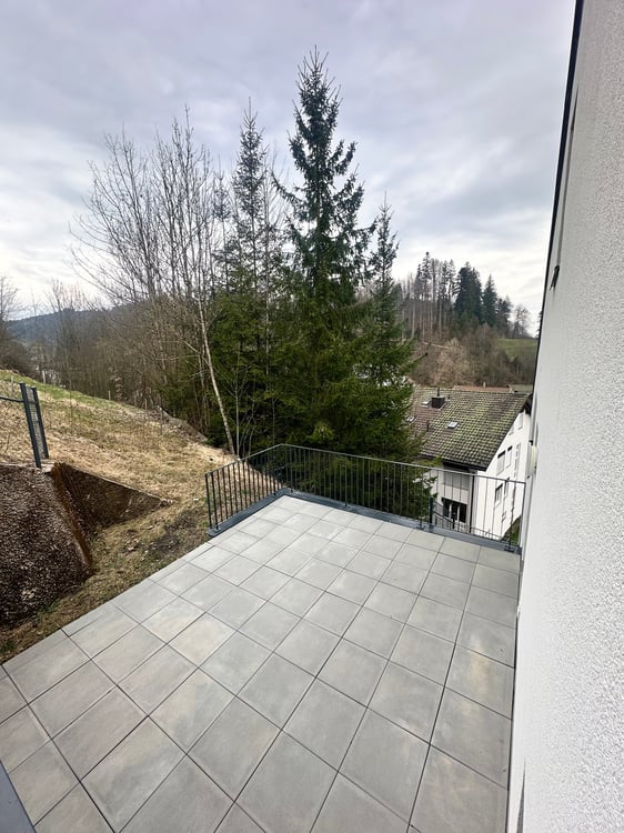 Moderne 5.5-Zimmer-Duplex-Wohnung in ruhiger Lage von Bauma 18
