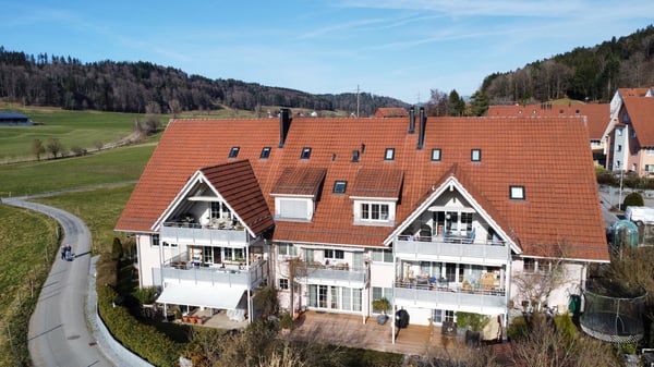 Exklusive 5.5-Zimmer-Maisonettewohnung mit Alpenpanorama in Hittnau 13