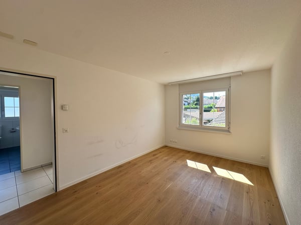 Exklusive 5.5-Zimmer-Maisonettewohnung mit Alpenpanorama in Hittnau 9