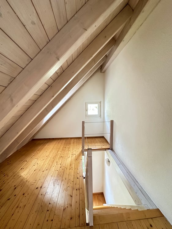 Exklusive 3.5-Zimmer-Maisonettewohnung mit Gartenparadies 12