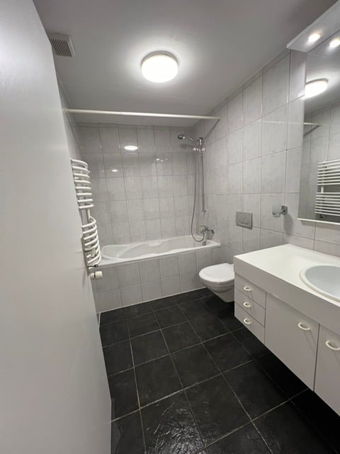 Helle 4.5-Zimmer-Wohnung in Wittenbach – frisch renoviert und ab Juli 2026 verfügbar 2