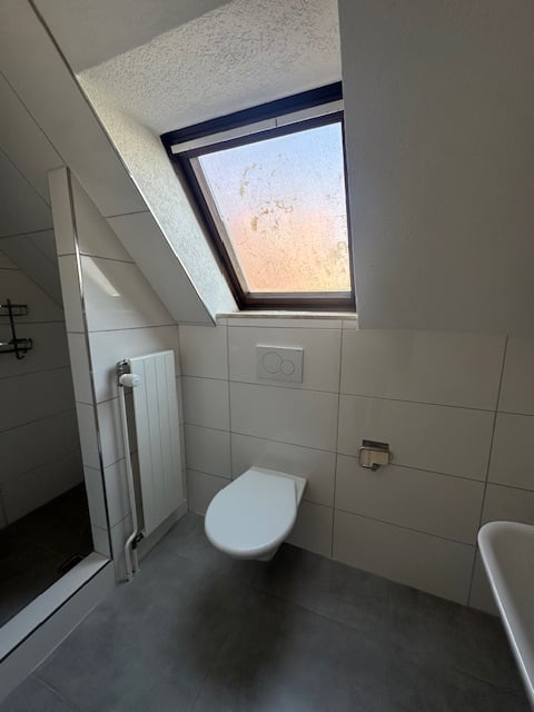 Charmante Dachwohnung mit Charakter an ruhiger Lage in St. Gallen 9