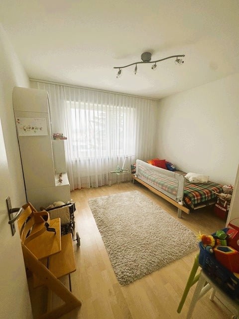 3.5-Zimmer-Wohnung mit Balkon an ruhiger Lage in Zufikon 7