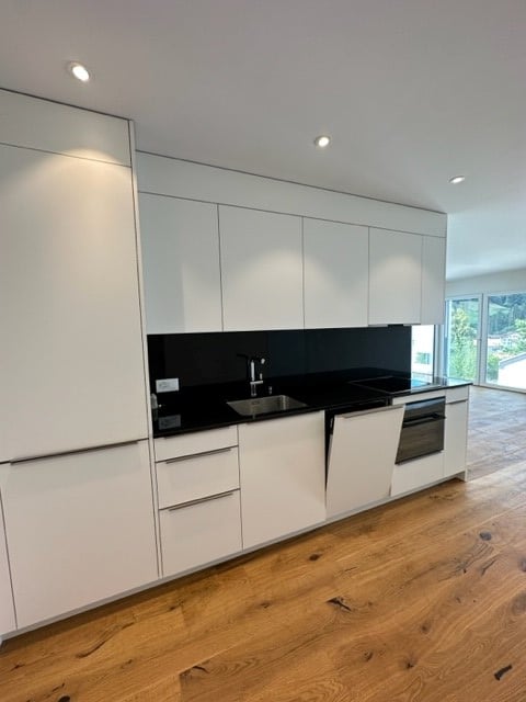 Moderne 2.5-Zimmer-Terrassenwohnung in Bauma – Neubau 2023 2