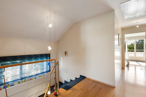 Begehrtes Einfamilienhaus in familiärem und ruhigen Wohnquartier 12