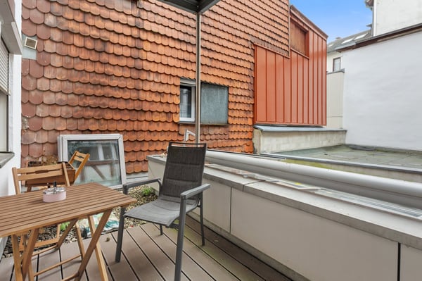 Kernsaniertes Wohnhaus mit drei Wohnungen inkl. Ladengeschäft nahe der Seepromenade 22