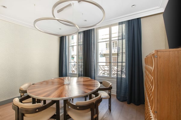 Bureau privé pour 1 à Signature Quartier des Banques 8